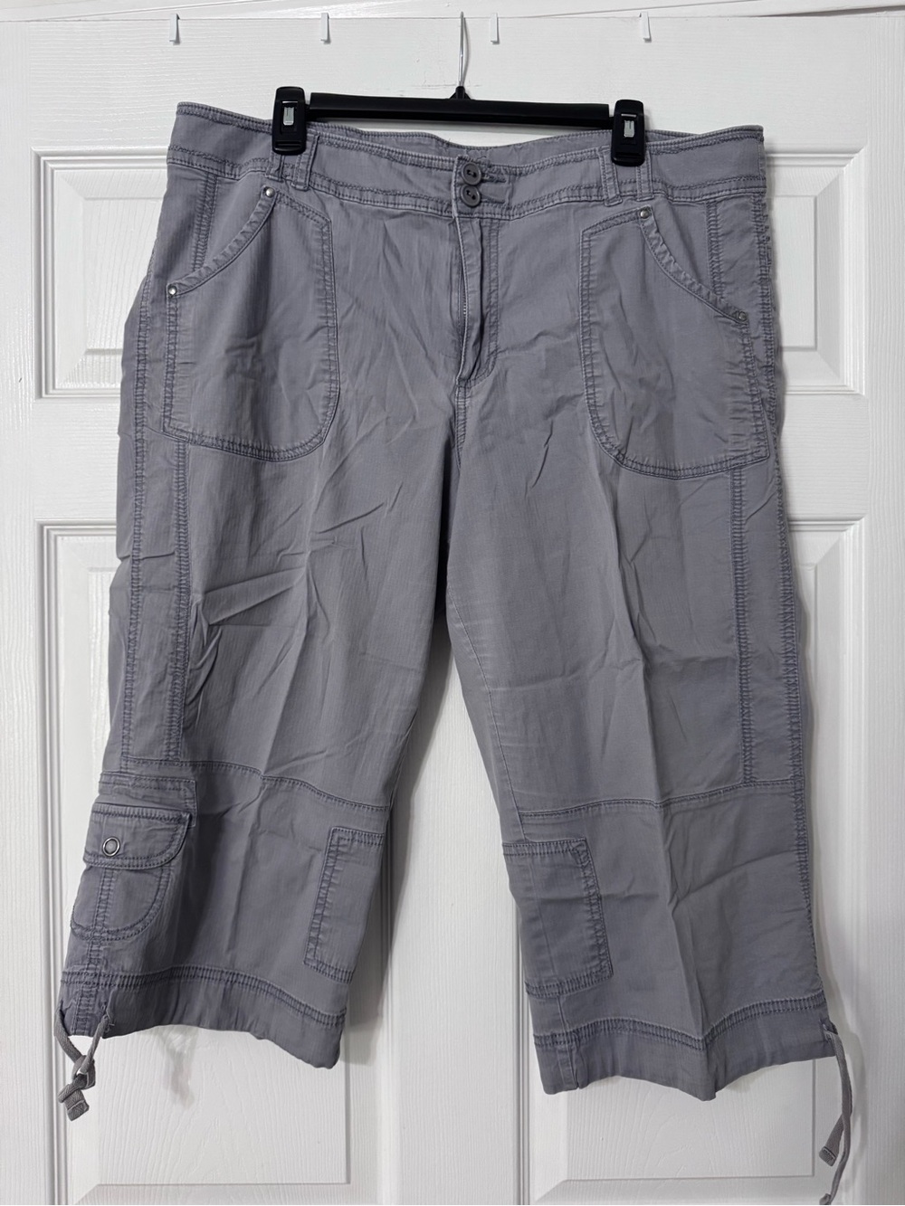 Gitano Gray Women’s Cargo Capris
